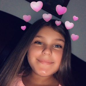 Meet your Posher, Briana daniela